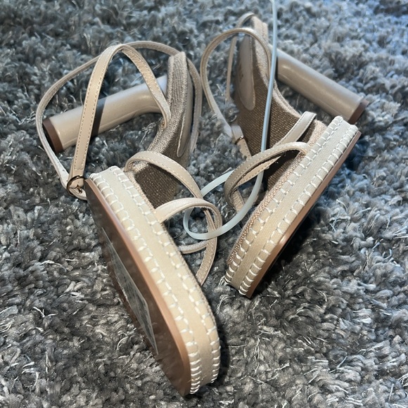 Elegant Beige Strappy Sandals - Picture 11 of 13